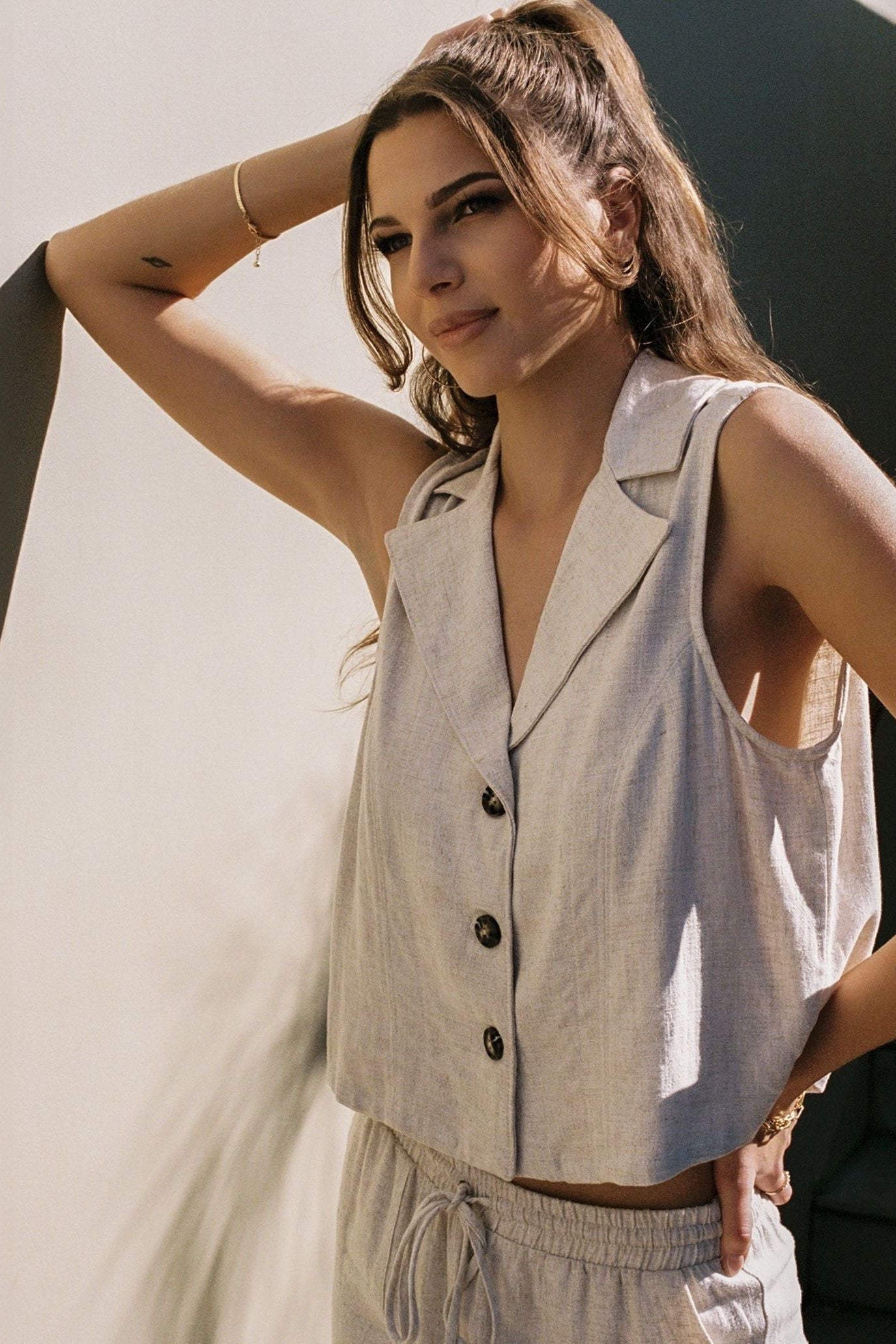 Kyla Linen Khaki Sleeveless Vest | Swank Boutique