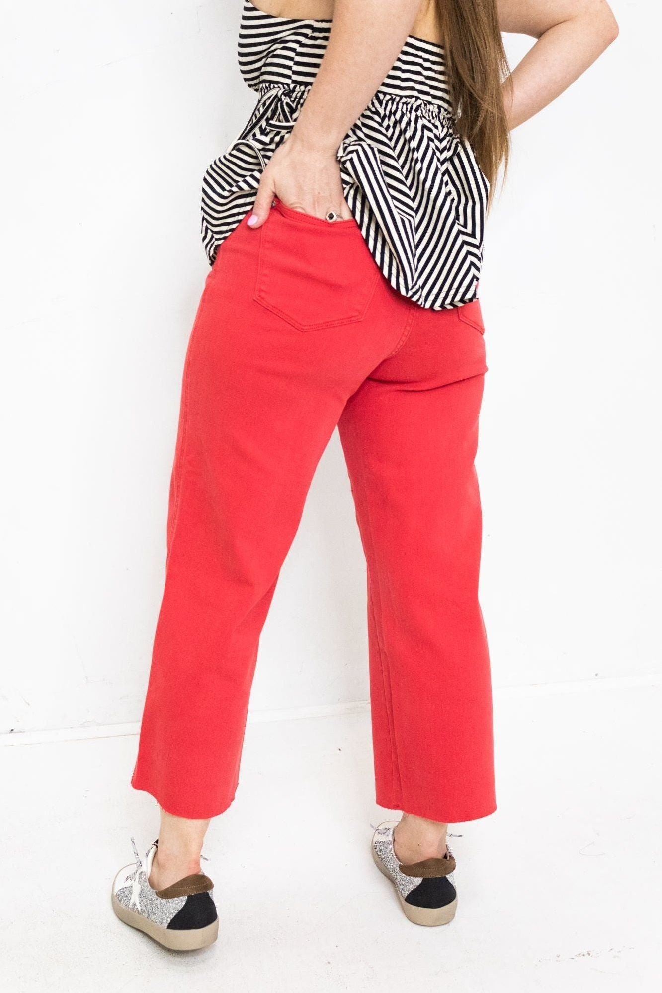 Red Wide Crop | Swank Boutique