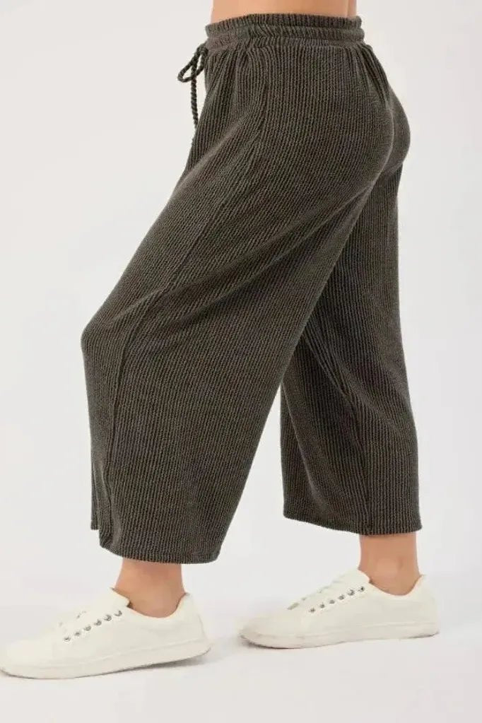 Amanda Black Pant | Swank Boutique