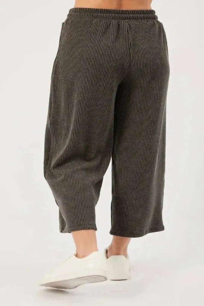 Amanda Black Pant | Swank Boutique