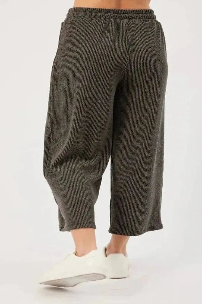 Amanda Black Pant | Swank Boutique