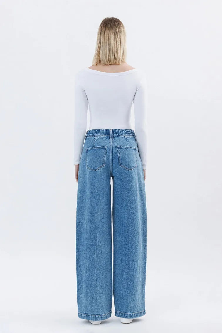 Hartwell Pleated Jeans | Swank Boutique