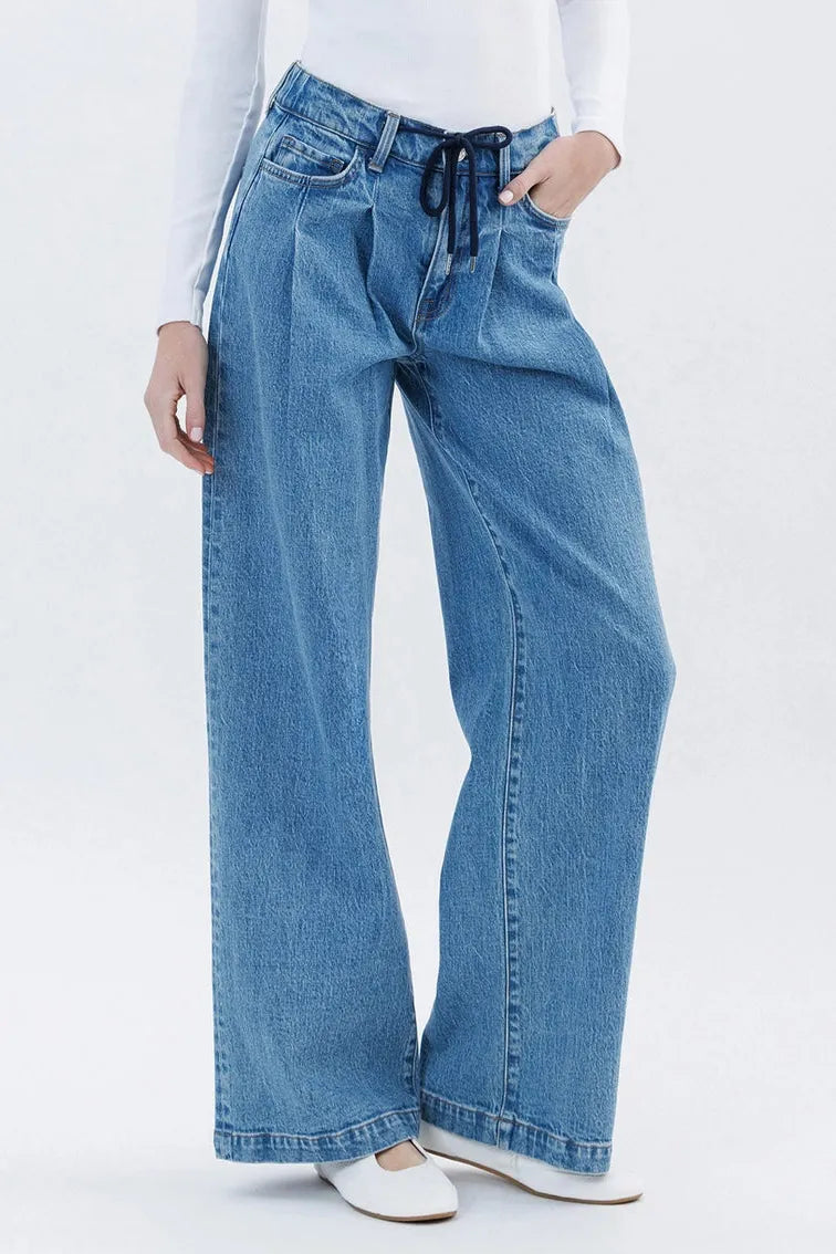 Hartwell Pleated Jeans | Swank Boutique