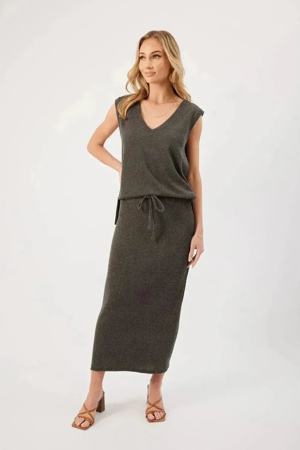 Kalina Charcoal Top | Swank Boutique