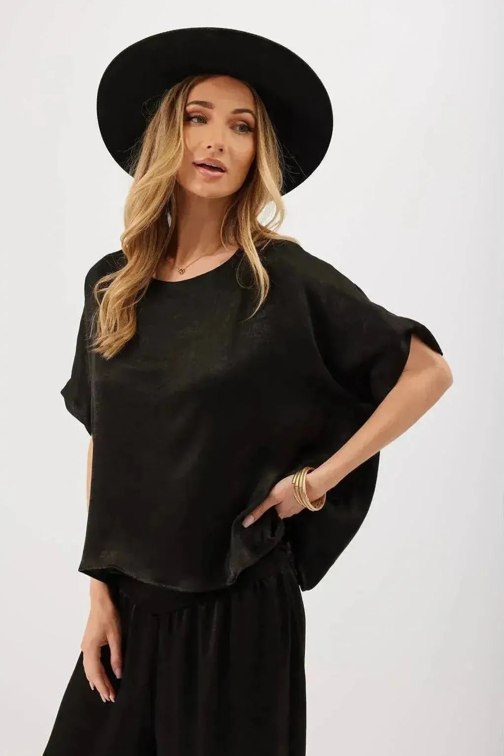 Lindsay Top - Black | Swank Boutique