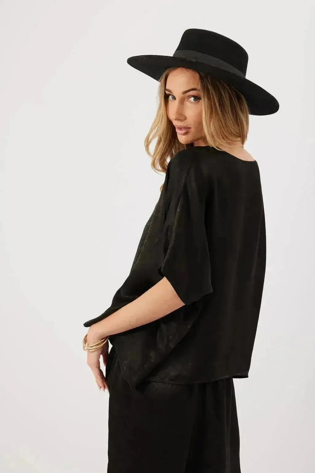 Lindsay Top - Black | Swank Boutique