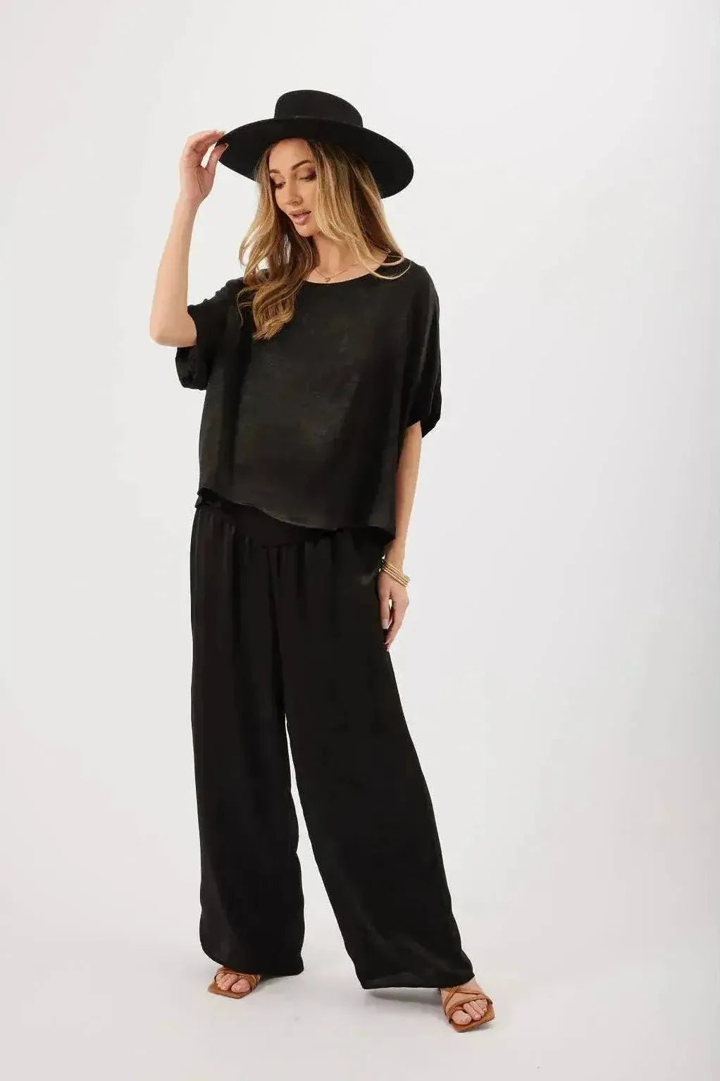 Lindsay Top - Black | Swank Boutique