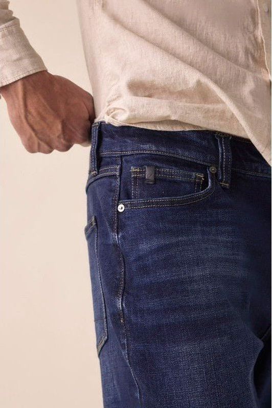 Rob Straight Jeans | Swank Boutique
