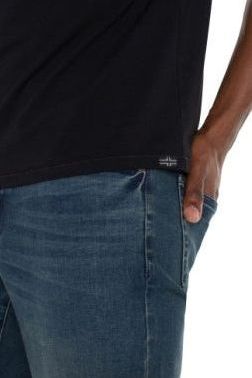 Black Crew Neck | Swank Boutique