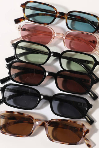 Classic Oval Shaped Fashion Sunglasses | Swank Boutique