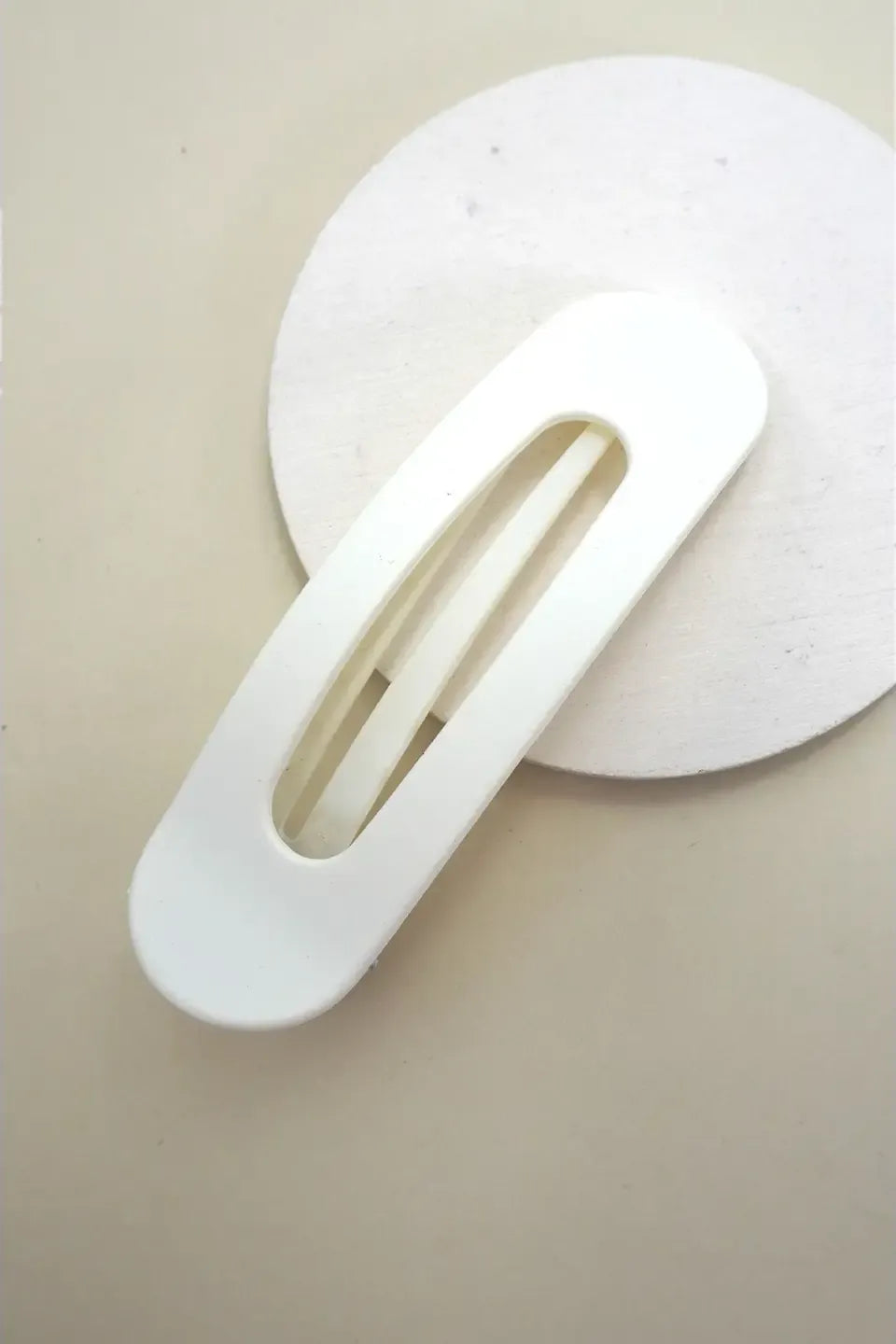 Oval Flat Lay Hair Claw