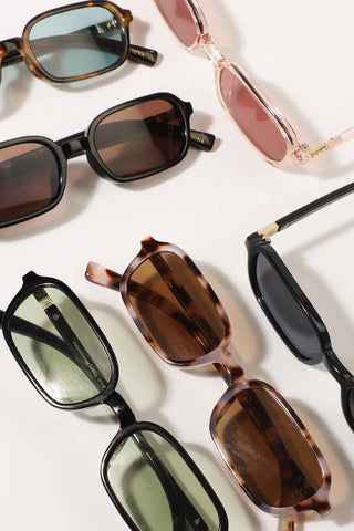 Classic Oval Shaped Fashion Sunglasses | Swank Boutique