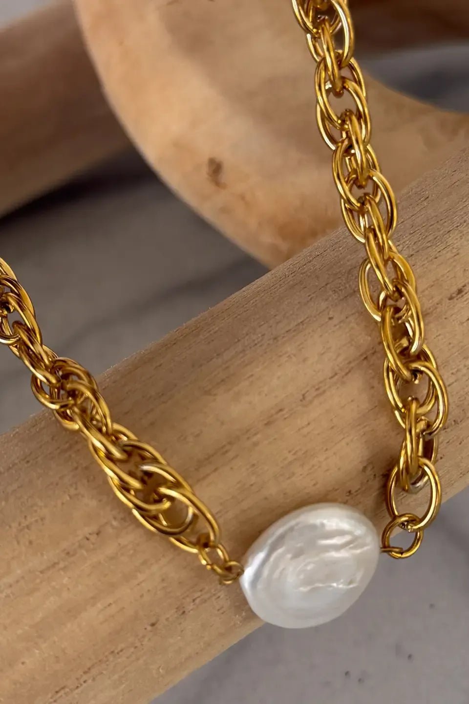 Mack Necklace