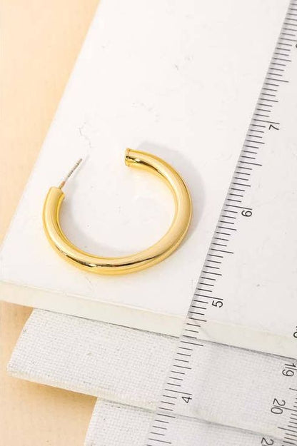 Thick Gold Open Hoop Earrings | Swank Boutique