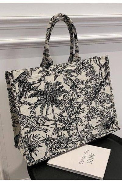 Jungle Beach Bag | Swank Boutique