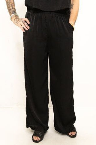 Kristy Top Black | Swank Boutique
